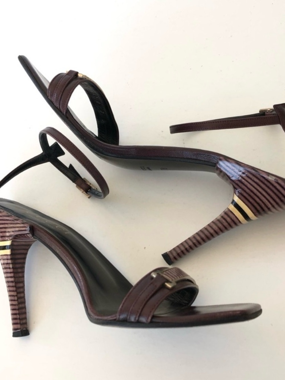 GUCCI Purple Strappy Ankle  Heel Sandals Sz7   Free gift if purchased 48 hrs - Picture 4 of 8